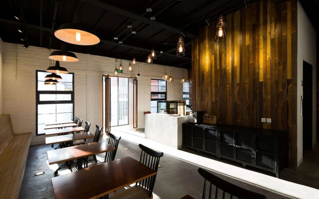 Yi Stack Hotel