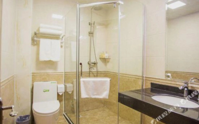 Jingyue Boutique Hotel (Linyi Olympic Sports Center Store) – Bathroom – Linyi