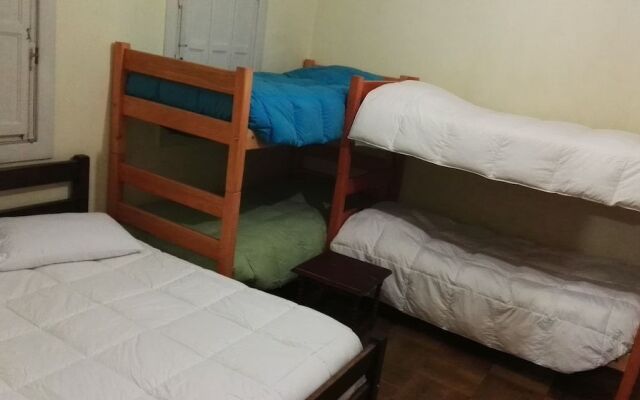 Hostel de'l Tata