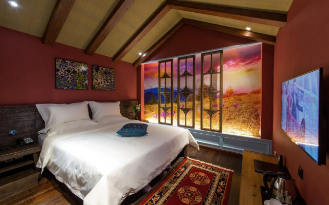 Shangri La Royal Boutique Inn – Guest Rooms – Shangri-La
