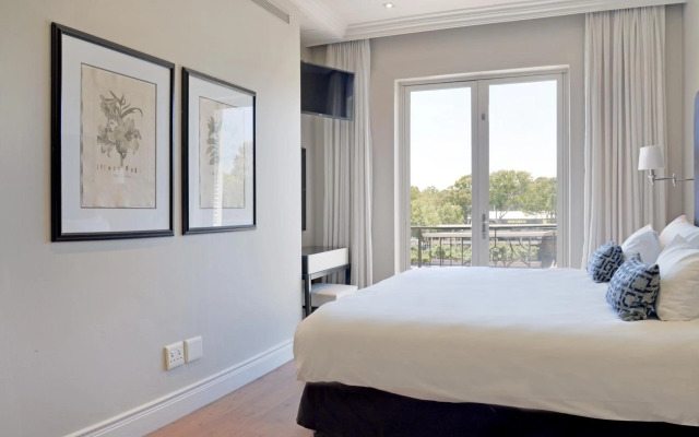 Апартаменты Cape Royale Residences