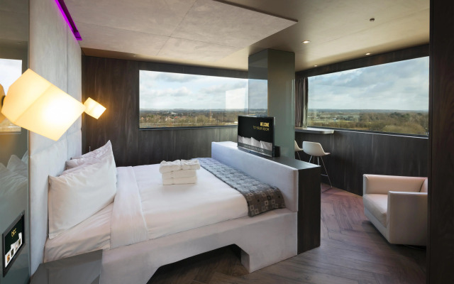Bloc Hotel London Gatwick Airport