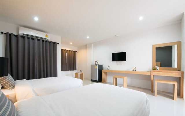 Pixel Hostel Phuket Airport