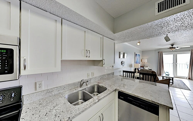 Surf2502 2 Bedroom Condo