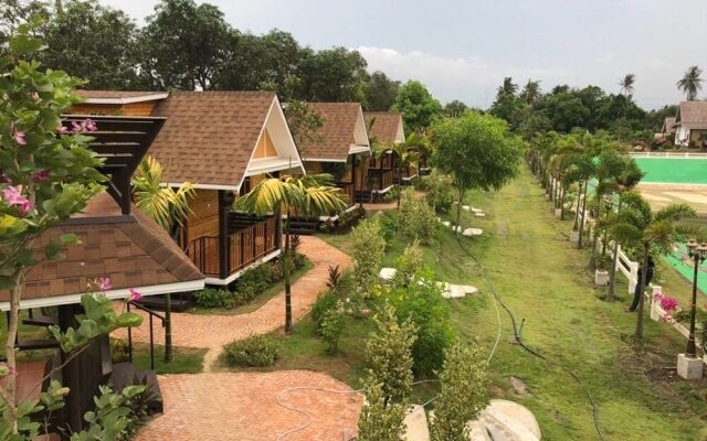 Chang Puak Resort Damnoen Saduak