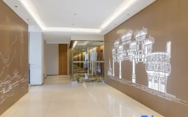 James Joyce Coffetel Hotel (Zhaoqing Qixingyan East Gate Square)