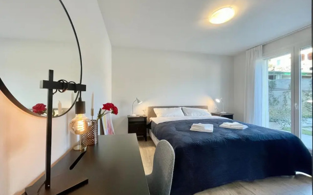 Modern House Apartment 1