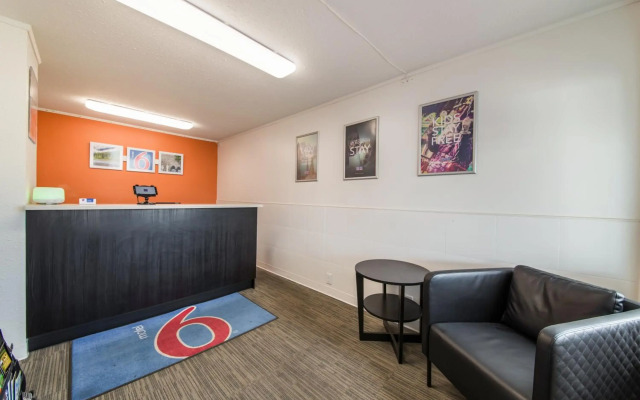 Motel 6 Cranbrook, BC