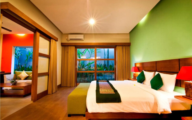 The Green Zhurga Suites