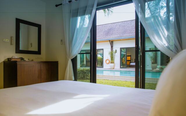 Two Villas Holiday Oriental Style Layan Beach