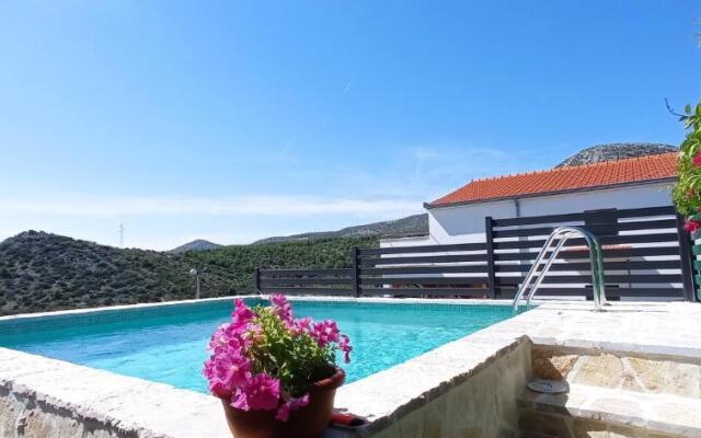 Apartment Igralište Mirakul
