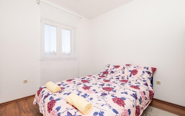 Nice Apartment in Rijeka With 2 Bedrooms and Wifi