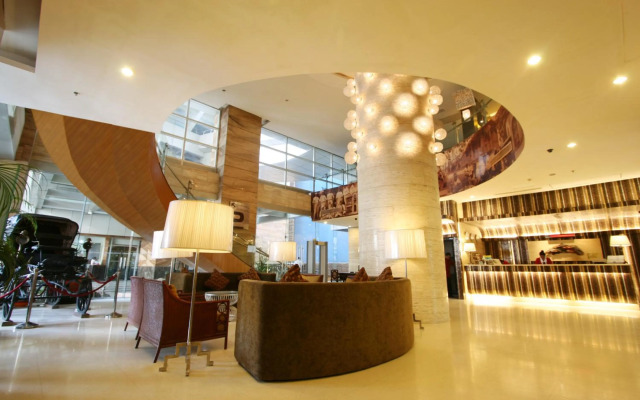 Crown Regency Hotel and Towers