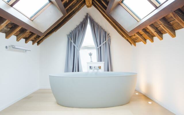NE5T Suites & Spa