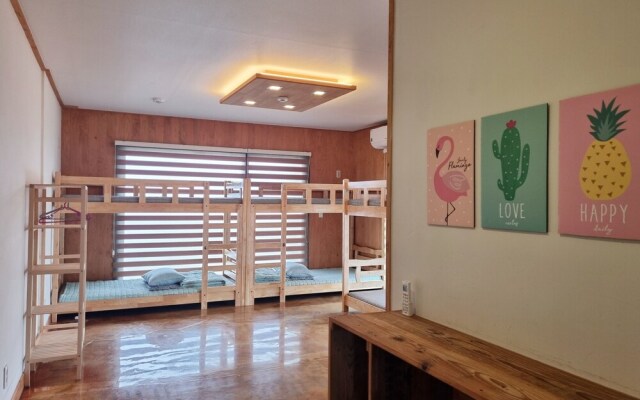Gonggam Guesthouse - Hostel