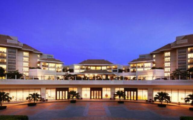 Family Inn Xuchang Railway Station