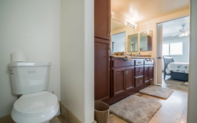 Ocean Front Walk Apartment #44783