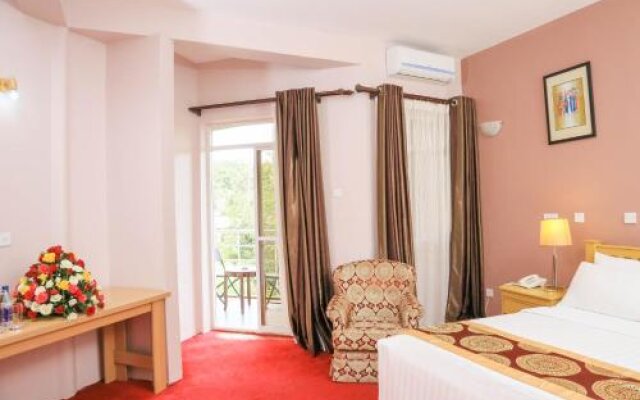 Hotel 7Seasons Entebbe