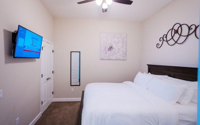 2 Bedroom Lake View Villa- 305