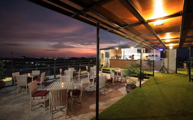 Yellow Star Hotel Gejayan