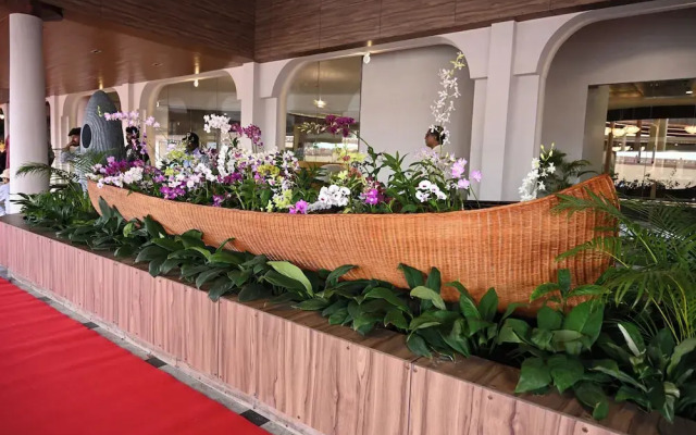 0484 Aero Lounge - Terminal 2, Cochin Airport Hotel