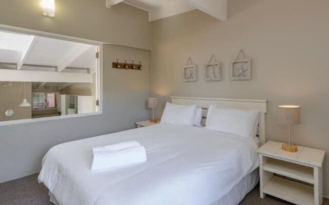 San Lameer Villa Rentals  3515