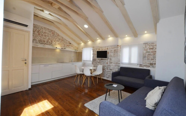 Grisia Attick in Rovinj