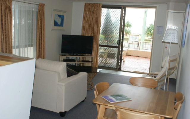 Kirra Vista Holiday Units