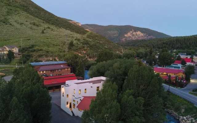 Eagle River Inn