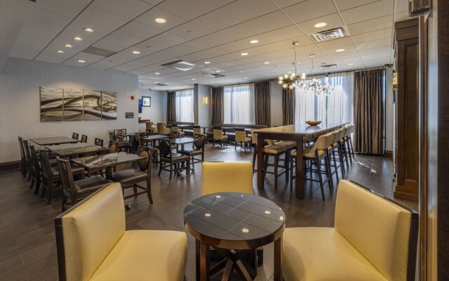 Hampton Inn Carlstadt at The Meadowlands