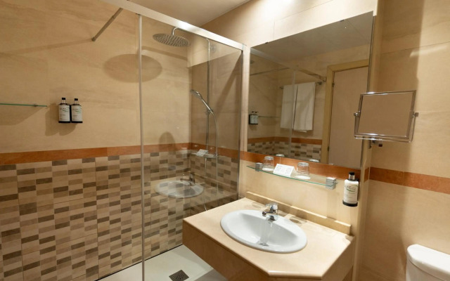 Hotel Transcontinental