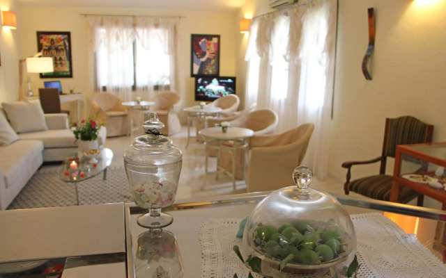 Albaruja Hotel