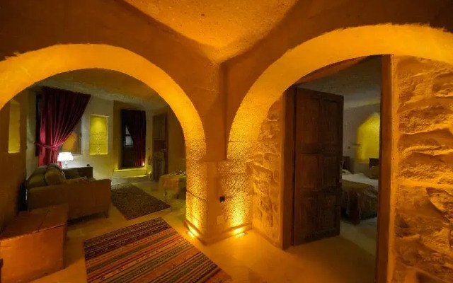 Takaev Cave Hotel