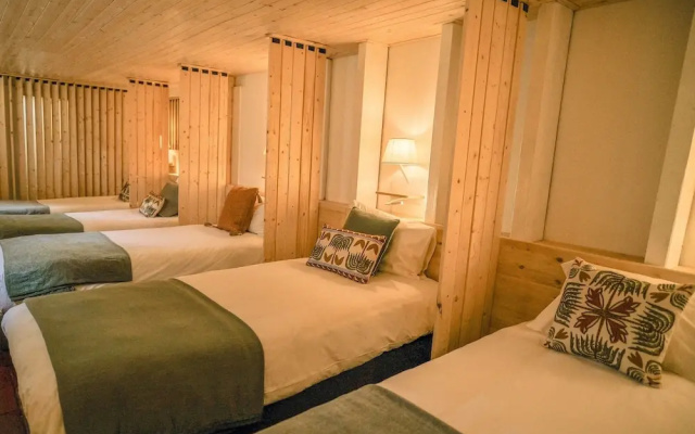 Porto Surf Lodge