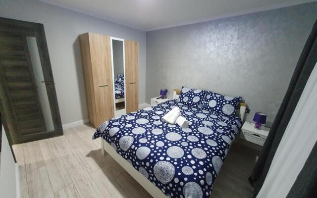 Grey House Bacau