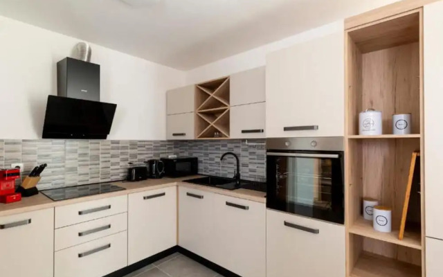 Charming Apartment Sant Elia