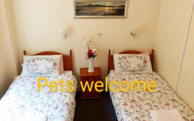 Commodore Guesthouse, Self-Catering Suites