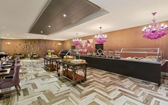 DoubleTree by Hilton Hotel Orlando East - UCF Area