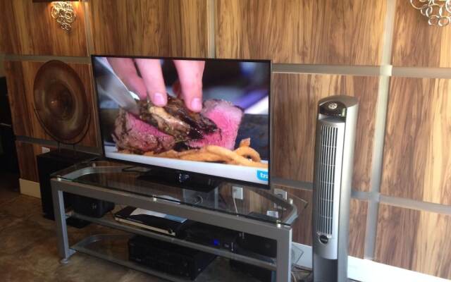 Old School By Signature Vacation Rentals