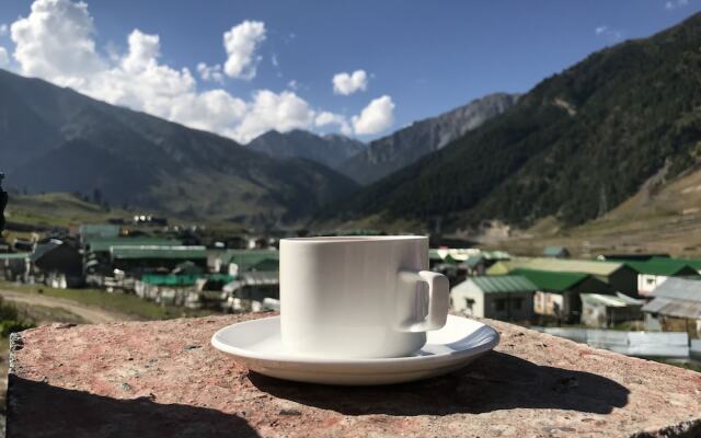 Hotel Glacier Heights