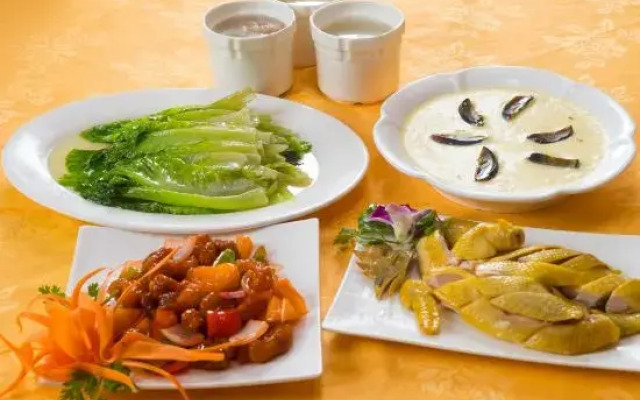 Guiping Golden Phoenix Hotel