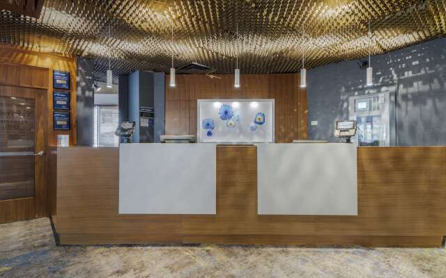 Best Western Premier Chateau Granville Hotel & Suites & Conf. Centre