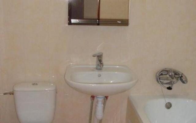 Art Avenue ApartHotel