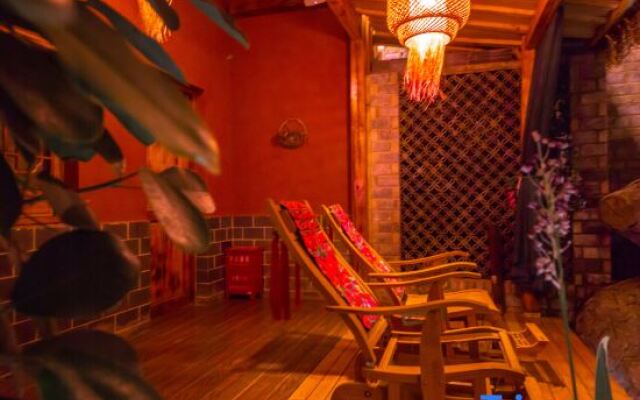 Puzhehei Yidu Homestay (Hehua Daguan Garden)