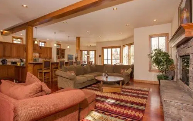 Drake Park Villa-On River-3BR/2.5B