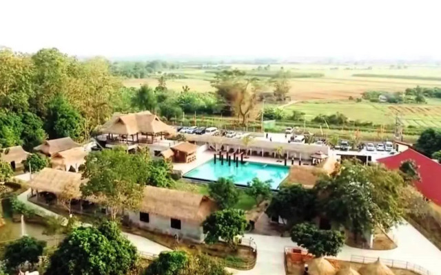 BanphrayaLanna Rimnam