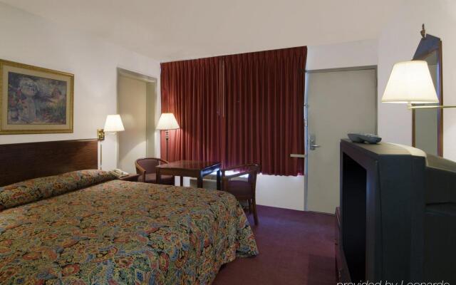 Americas Best Value Inn & Suites