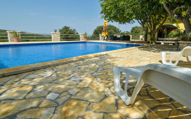 Villa Luka
