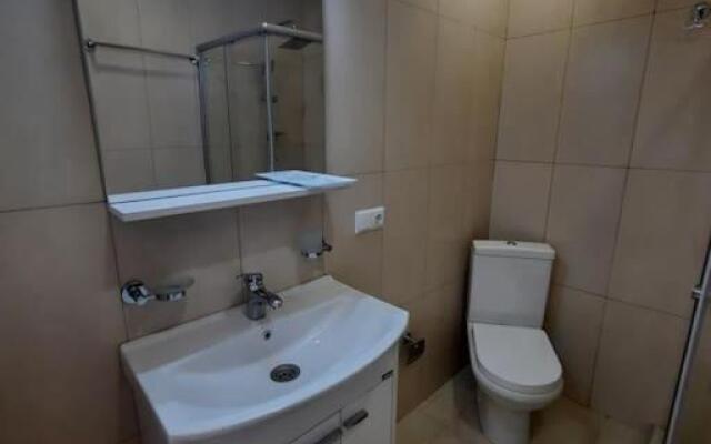 Leo Group Apartment 21-03 Elegance Batumi