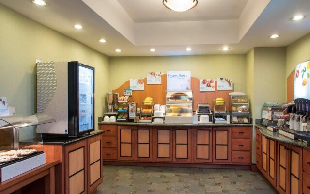 Holiday Inn Express & Suites Danville by IHG